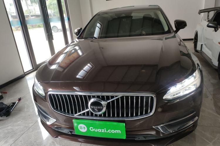 Used Volvo S90 2017 T5 Smart Luxury Edition