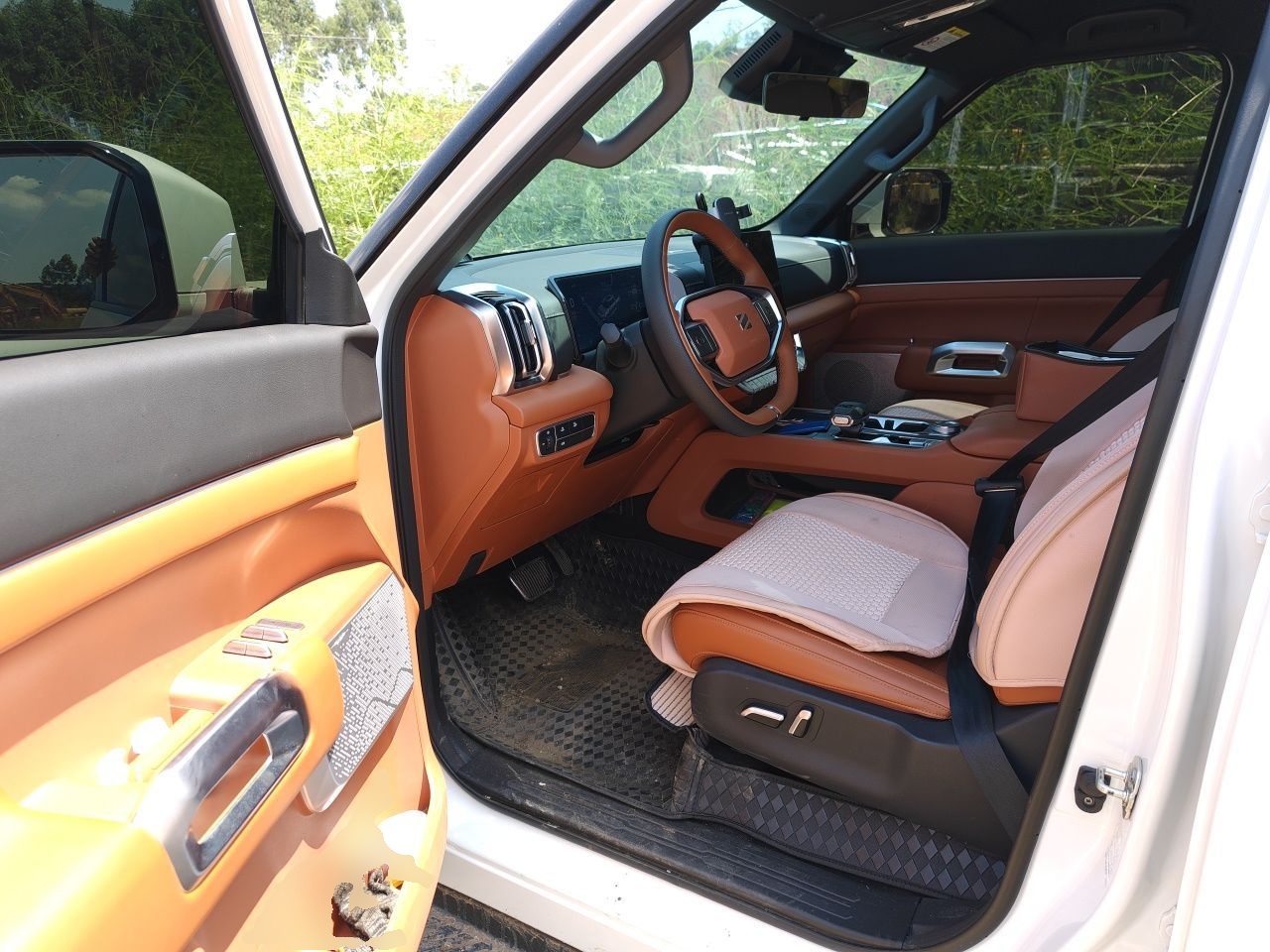 Dongfeng Zhengzhou Nissan Z9 2025 GT 2.3T Automatic Diesel 4x4 First Edition – Enjoyment Version — снимка 16