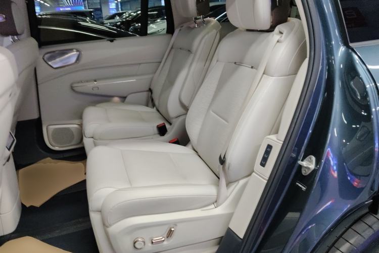 Used Lynk & Co 900 2025 2.0T Ultra
