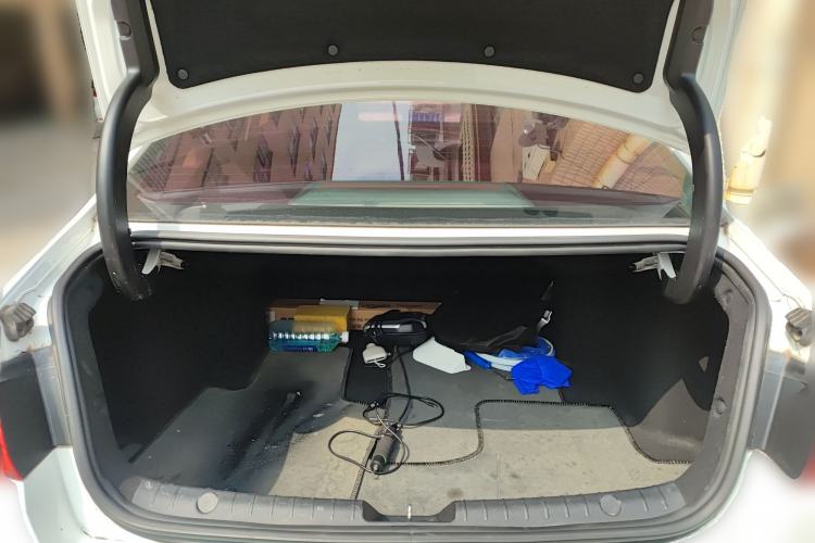 Used Geely Auto Emgrand GL 2017 1.8L Manual Elite Model
