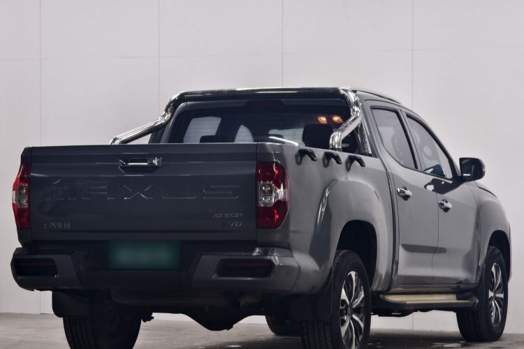 Used SAIC MAXUS T70 2021 2.0T Diesel Automatic 4x4 Elite Version with Long Bed and High Ground Clearance
