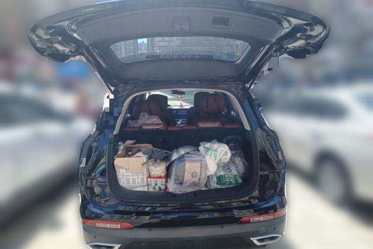 Used Dongfeng Fengon 580 2022 1.5T Automatic Enjoyment Model Trunk