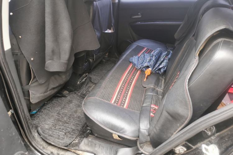 Used Kia Carens 2011 2.0L 7-Seater Automatic Comfort Edition Left Rear Seat