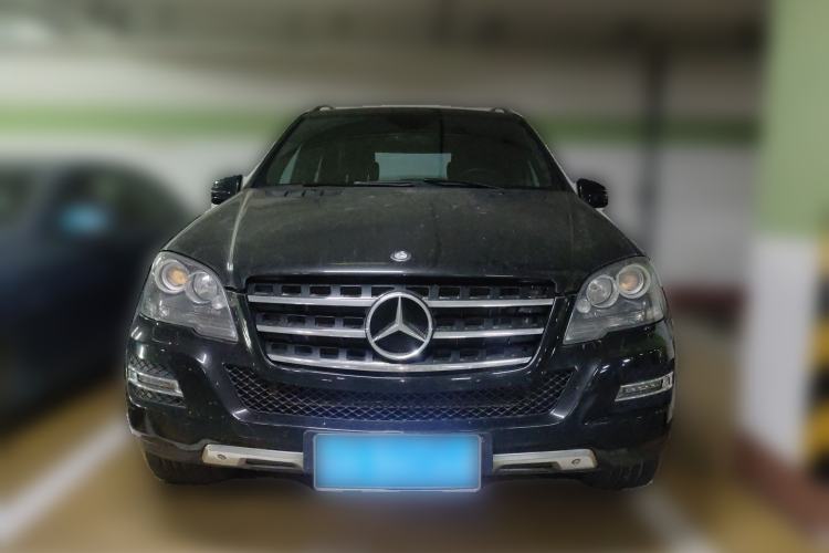 Used Mercedes-Benz M-Class 2010 ML 350 4MATIC Luxury Model Front