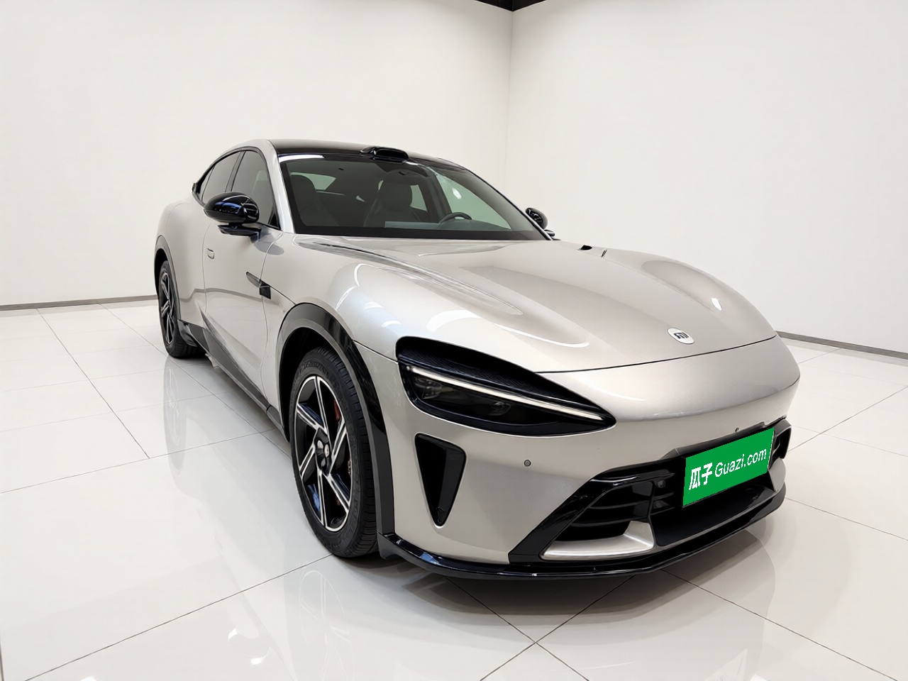 Xiaomi Auto YU7 2025 Ultra-Long Range Rear-Wheel Drive Version — снимка 3
