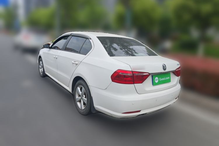 Used Volkswagen Lavida 2013 Revised Classic 1.6L Automatic Fashion Edition
