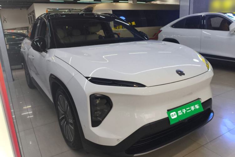 Used Nio ES7 2022 75 kWh Front Right 45 Deg