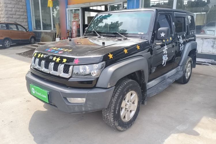 Used BAIC Off-Road BJ40 2016 40L 2.0T Manual Two-Wheel Drive Luxury Edition