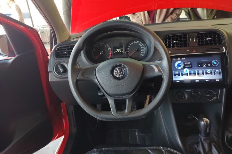 Used Volkswagen Polo 2018 1.5L Automatic Advanced Driving Model Steering Wheel