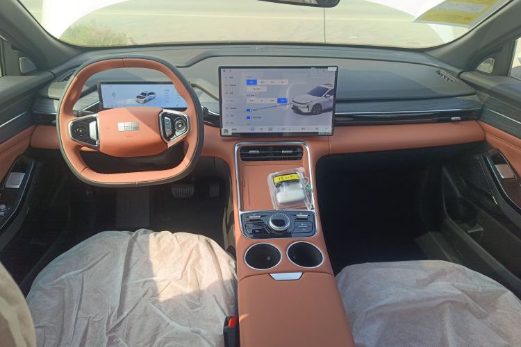 Used Geely Galaxy L6 2025 EM-i 140km Explorer+ Edition
