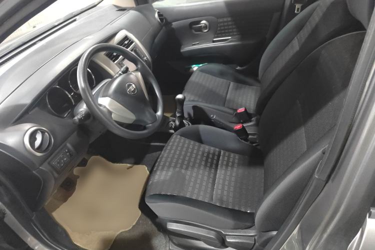 Used Nissan Livina 2013 Jingrui 1.6XL Manual Comfort Edition