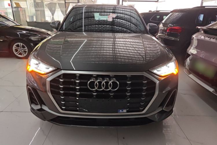 Used Audi Q3 2022 40 TFSI Fashion Dynamic Model