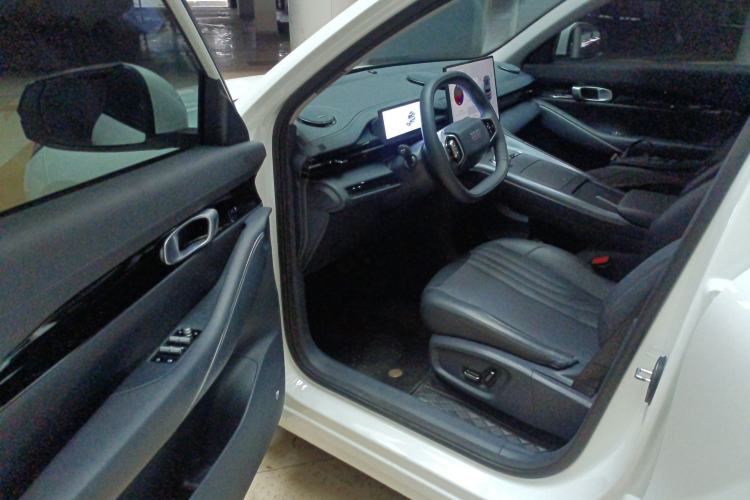 Used Geely Galaxy E5 2024 530km Long-Range Version Driver Seat