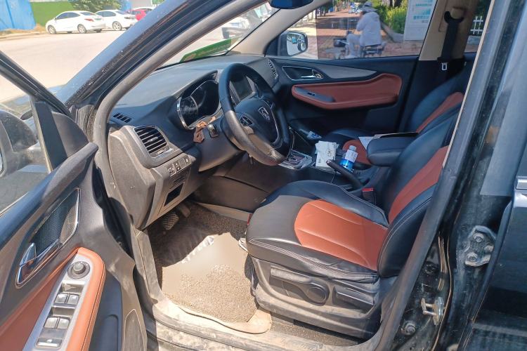 Used Baojun 560 2016 1.8L iAMT Elite Edition
