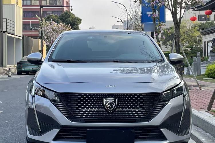 Used Peugeot 408 2022 1.6T Light-Chasing Edition
