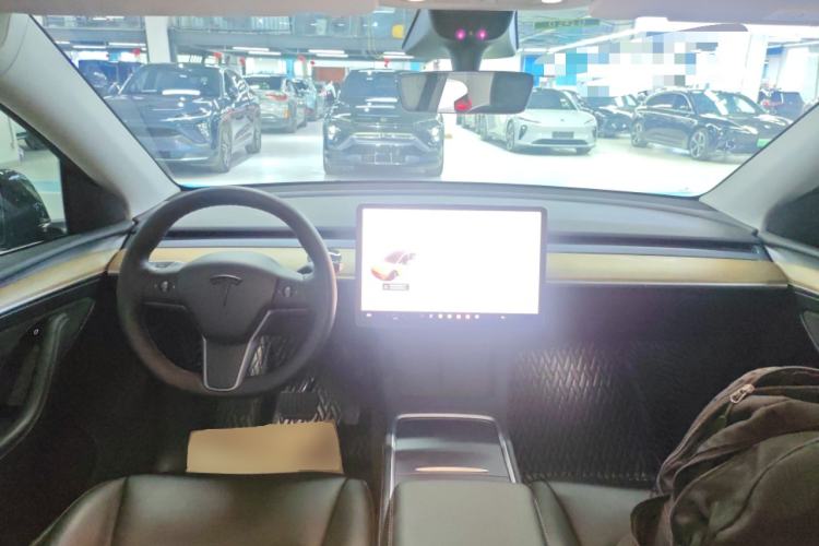 Used Tesla Model Y 2022 Rear-Wheel-Drive Version
