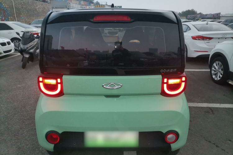 Used Chery QQ Ice Cream 2022 170km Sundae Phosphate Lithium-Ion