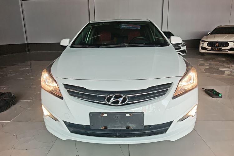 Used Hyundai Verna (older generation) 2016 1.4L Manual Smart GLS Trim Front