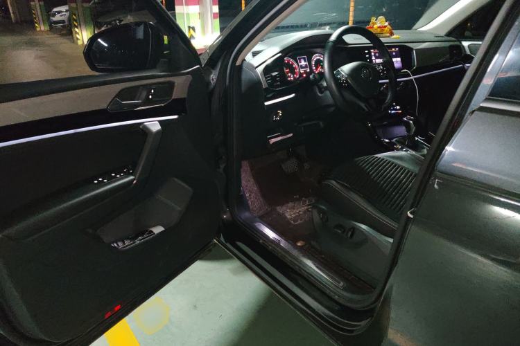 Used Volkswagen Tayron 2020 330TSI Two-Wheel Drive Luxury Smart Connectivity Version
