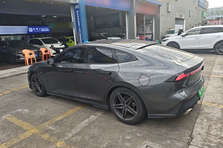 Used Changan UNI-V 2022 1.5T Prestige Version