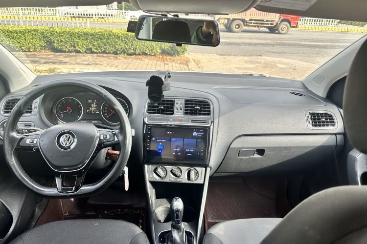 Used Volkswagen Polo 2016 1.6L Automatic Comfort Model