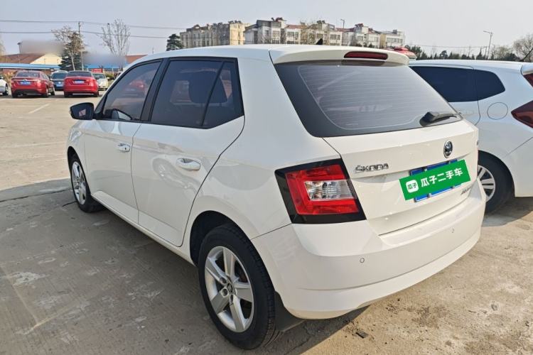 Used Skoda Fabia 2017 1.4L Automatic Car Enjoy Edition
