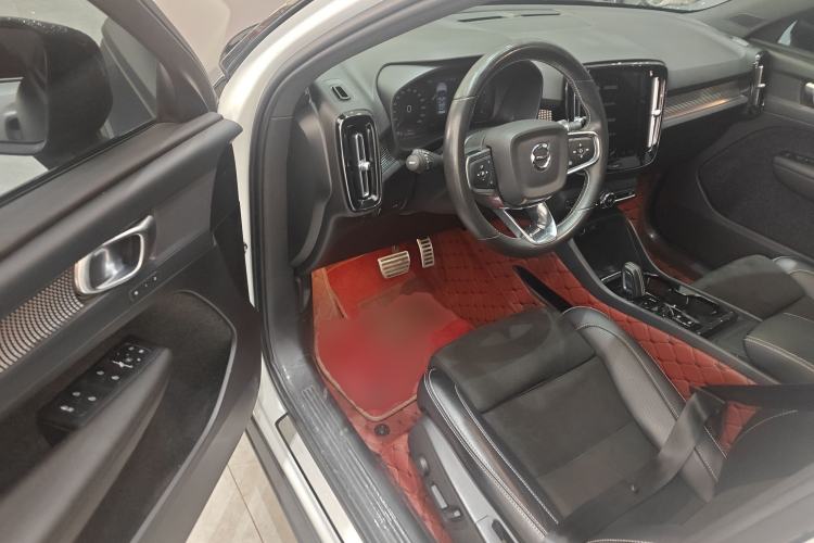 Used Volvo XC40 2021 T4 Four-Wheel Drive Smart & Sporty Edition