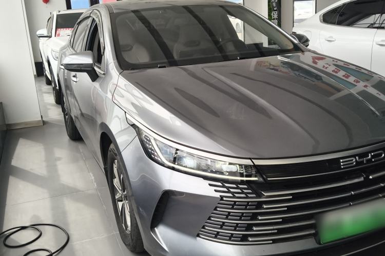 Used BYD Destroyer 05 2023 Champion Edition DM-i 55KM Luxury Model Front Right 45 Deg