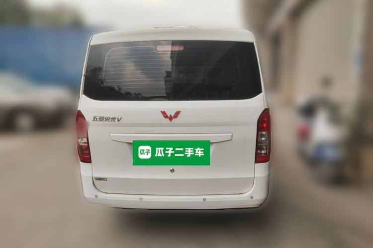 Used Wuling Rongguang V 2016 1.5L Standard Version Rear