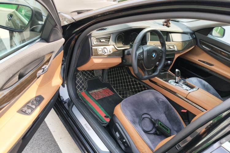 Used BMW 7 Series 2013 730Li Leading Model
