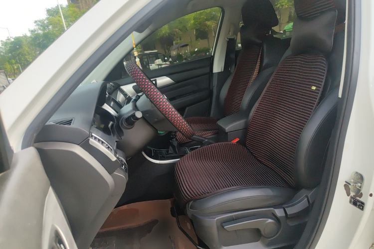 Used Haval H2 2017 Red-Label 1.5T Manual Two-Wheel-Drive Elite Model
