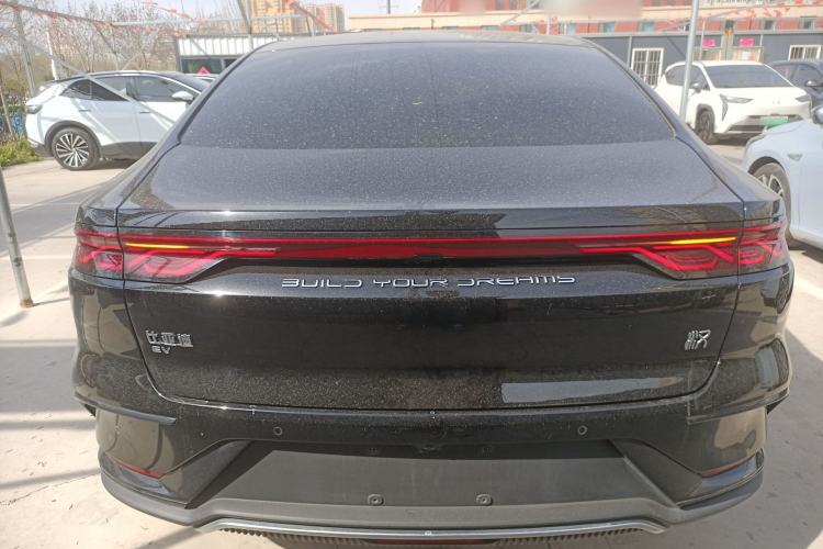 Used BYD Han 2023 EV Champion Edition 605KM Front-Drive Premium Model
