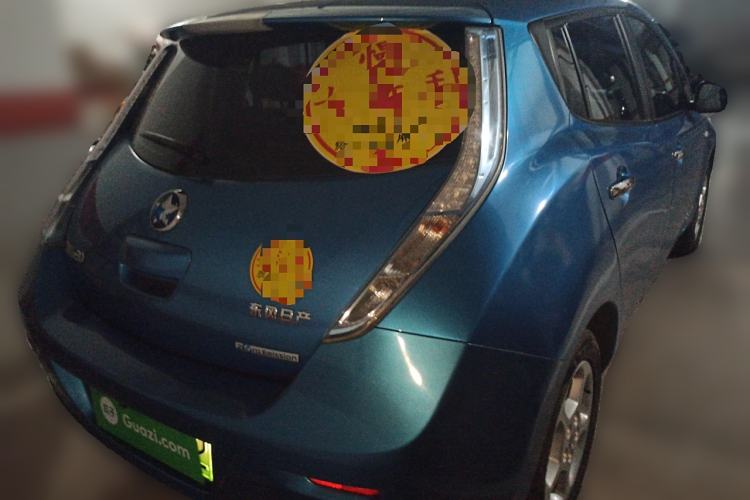 Used Venucia Leaf 2014 Lingfeng Edition 6.6 KW
