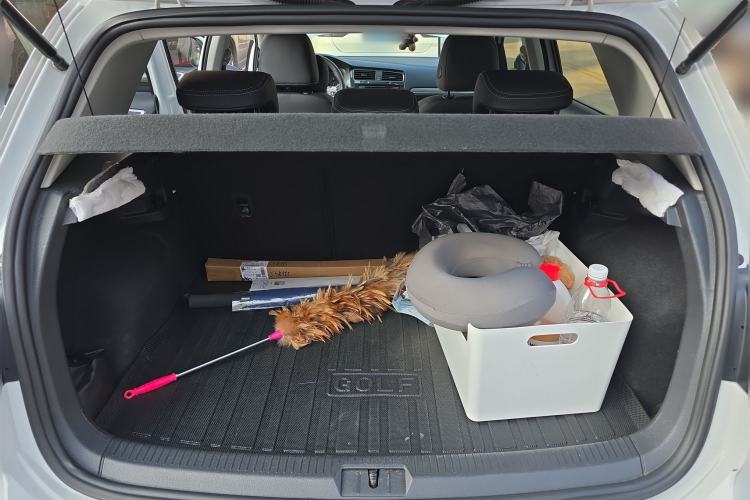 Used Volkswagen Golf 2016 1.6L Automatic Fashion Model
