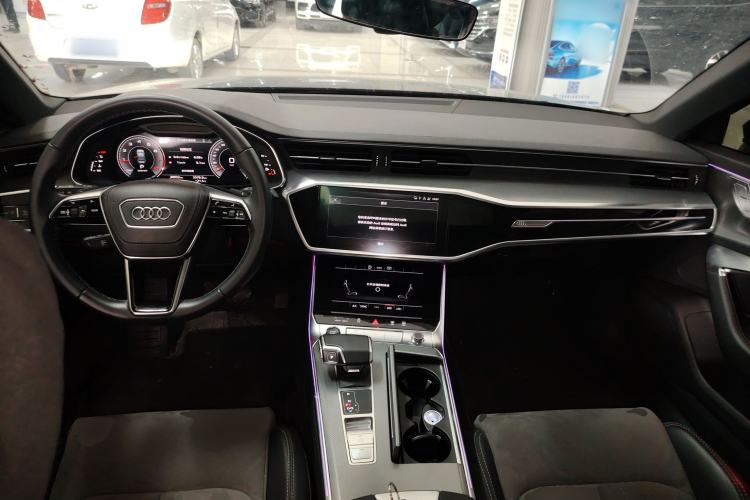 Used Audi A6L 2023 40 TFSI Luxury Dynamic Model Center Console