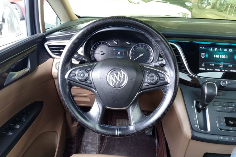 Used Buick GL8 2017 ES 28T Premium Version China V Standard Steering Wheel