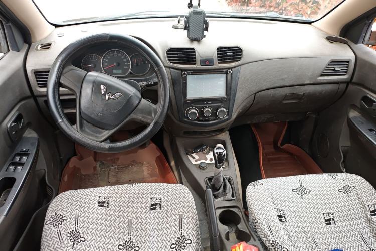 Used Wuling Hongguang 2014 1.2L S Standard Version China IV Standard

