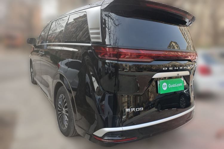 Used Denza D9 2024 DM-i 1050 Luxury Model