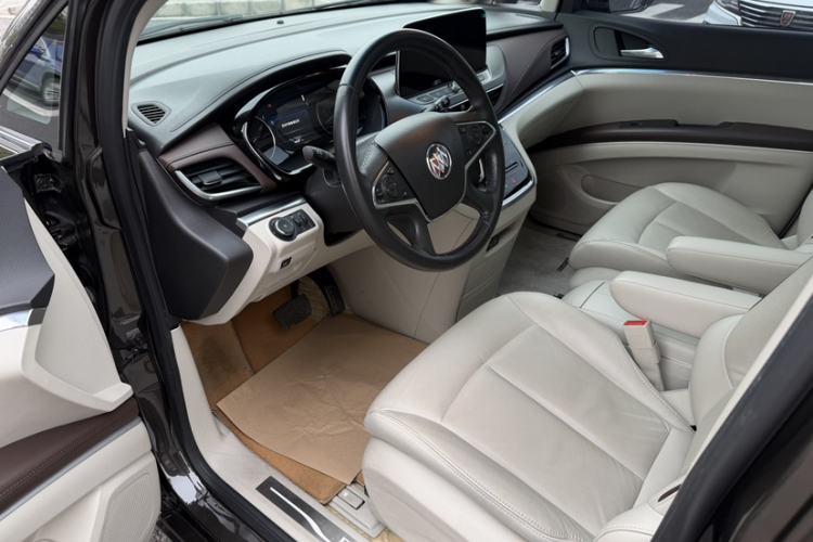 Used Buick GL8 2021 Land Cruiser Executive 652T Premium Model
