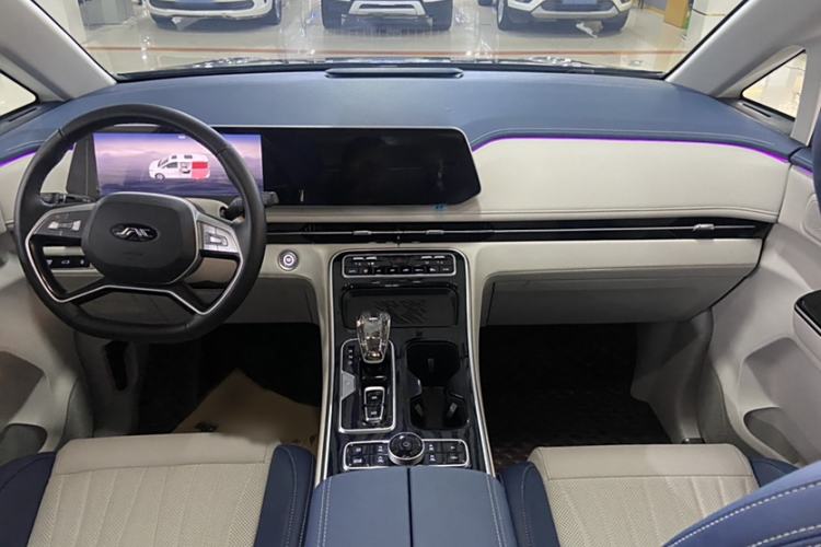 Used JAC Refine RF8 PHEV 2024 Zhiling Edition 1.5T 150KM Flagship Model – Lithium Iron Phosphate
