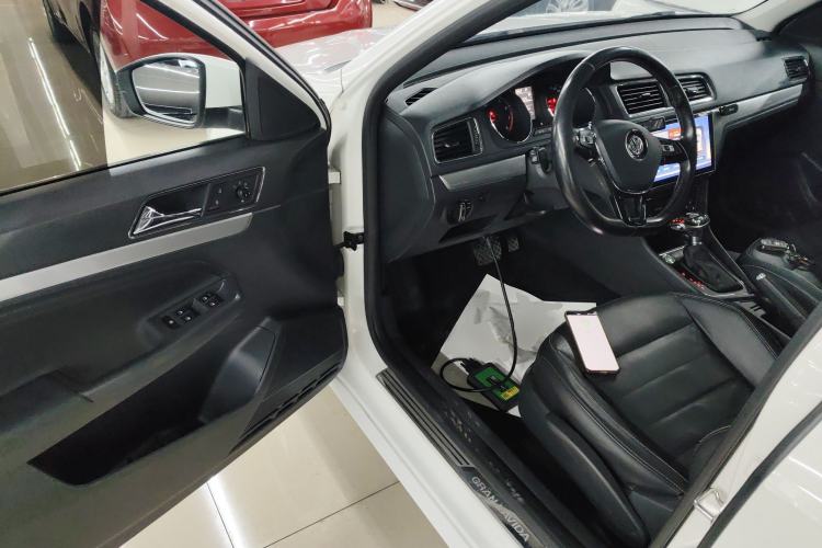 Used Volkswagen Gran Lavida 2017 230TSI DSG Comfort Edition