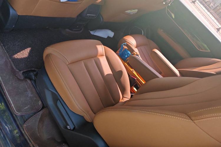 Used BYD Song MAX 2018 1.5T Automatic Smart Connect Luxury 6-Seater
