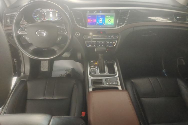 Used GAC Trumpchi GS8 2017 320T Two-Wheel Drive Luxury Smart Connectivity Version (7 Seats)
