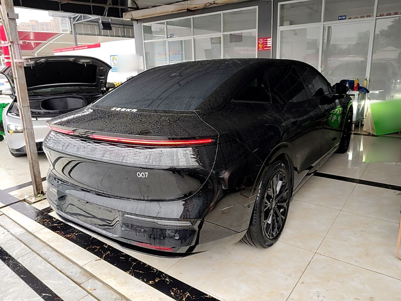 Zeekr 007 2024 Rear-Drive Enhanced Version 100 kWh — снимка 6
