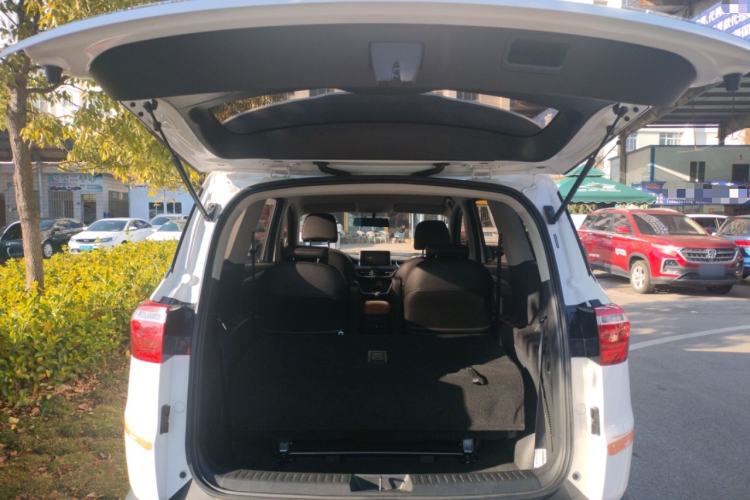 Used Wuling Hongguang S3 2019 1.5L Manual Comfort Model China VI Standard
