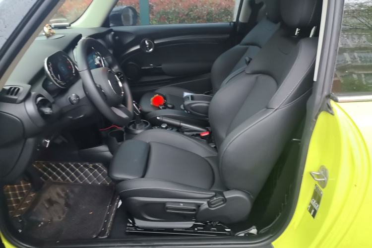 Used MINI 2022 1.5T COOPER Artist Left Front Seat