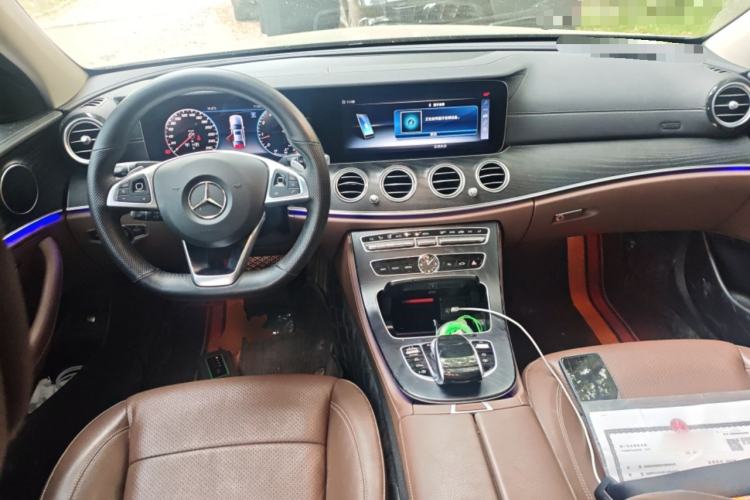 Used Mercedes-Benz E-Class 2018 Restyled E 300 L Sport Luxury Edition Center Console