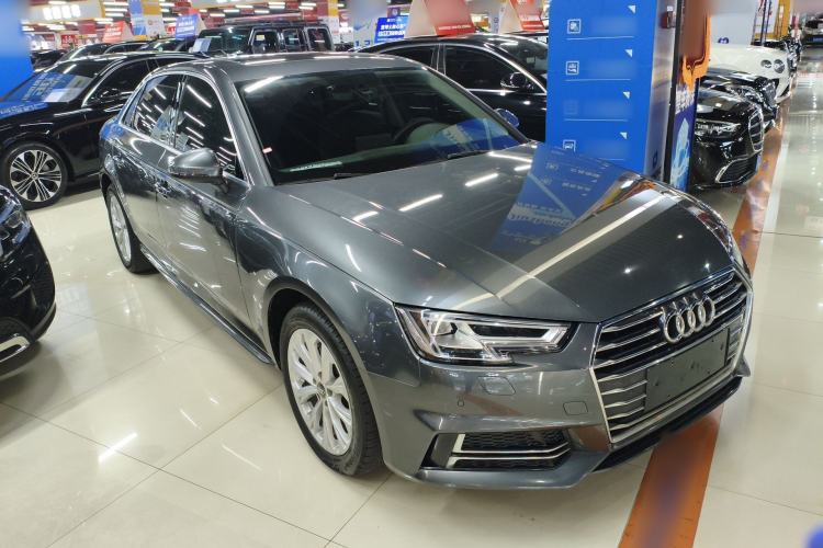 Used Audi A4L 2019 40 TFSI Ambition China VI
