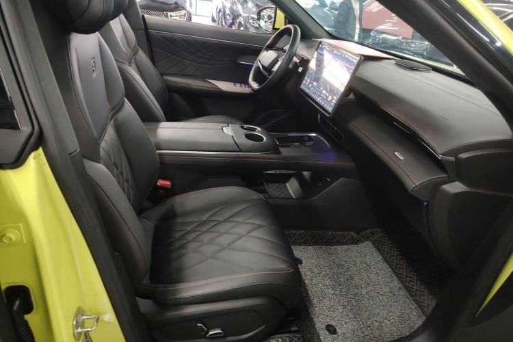 Used Deepal S07 2023 200Max Range-Extended Version
