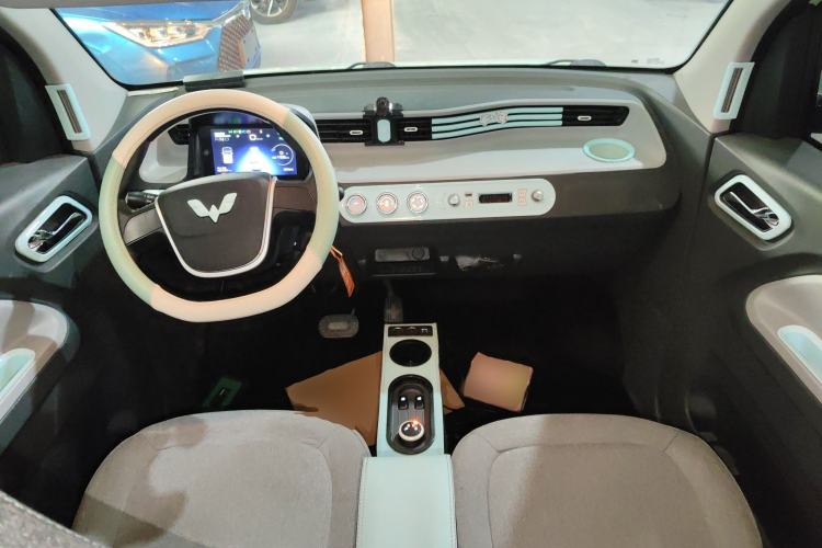 Used Wuling Hongguang MINIEV 2021 Macaron Premium Model – Lithium Iron Phosphate